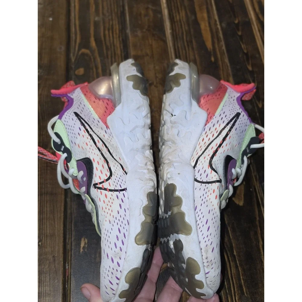Nike React Vision Barely Volt Pink mens sz‎ 8
